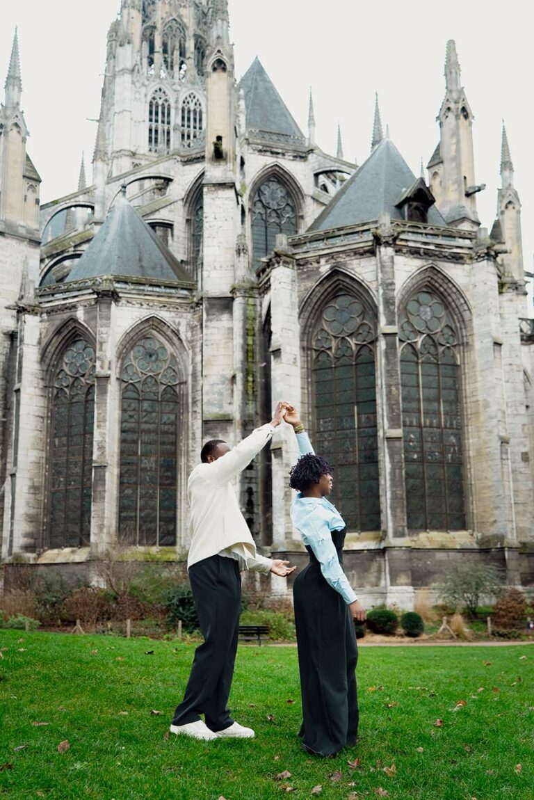 séance photo de couple à rouen par une photographe